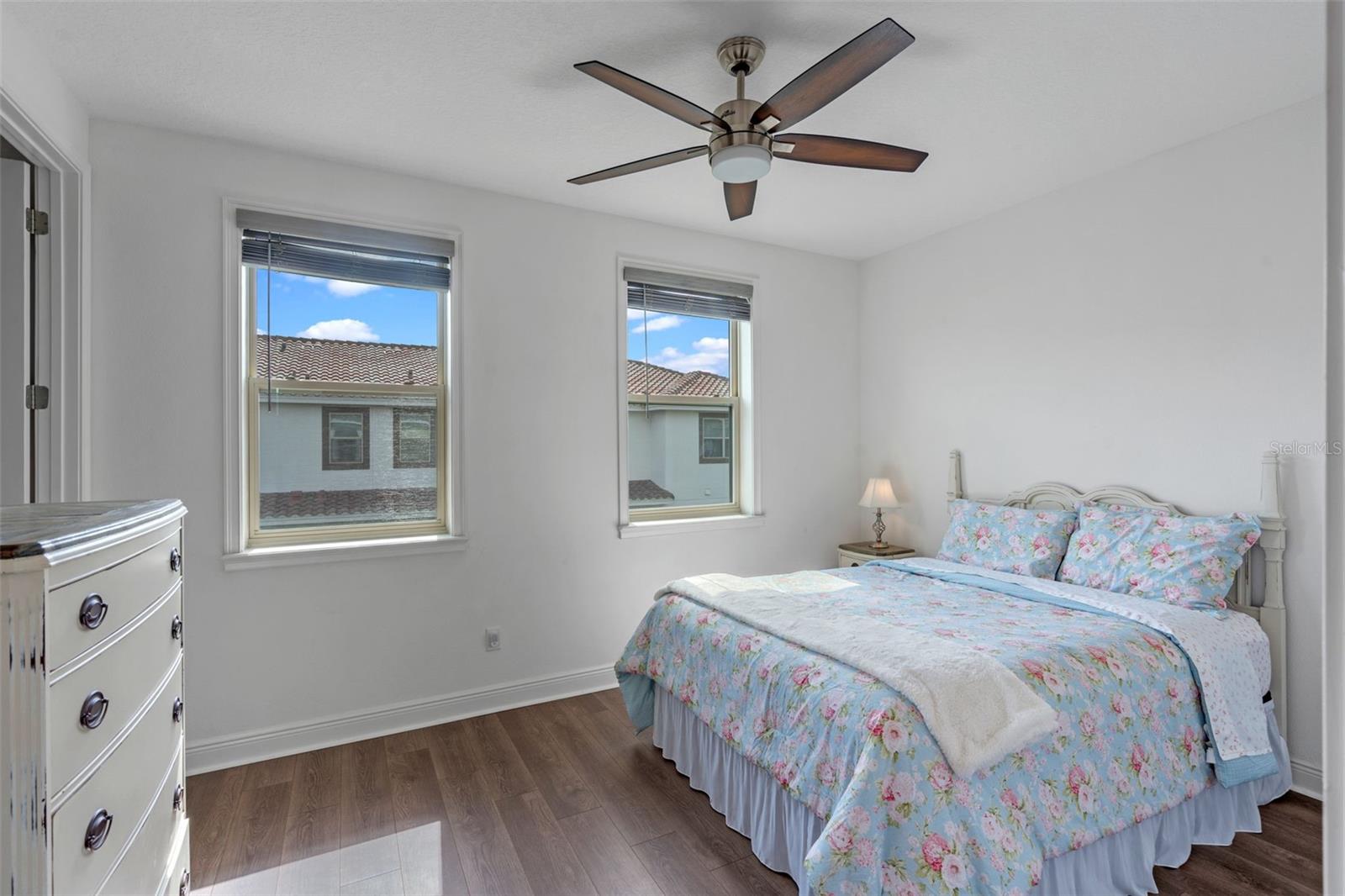 Image 18 of 36 For 13993 Tarvin Street