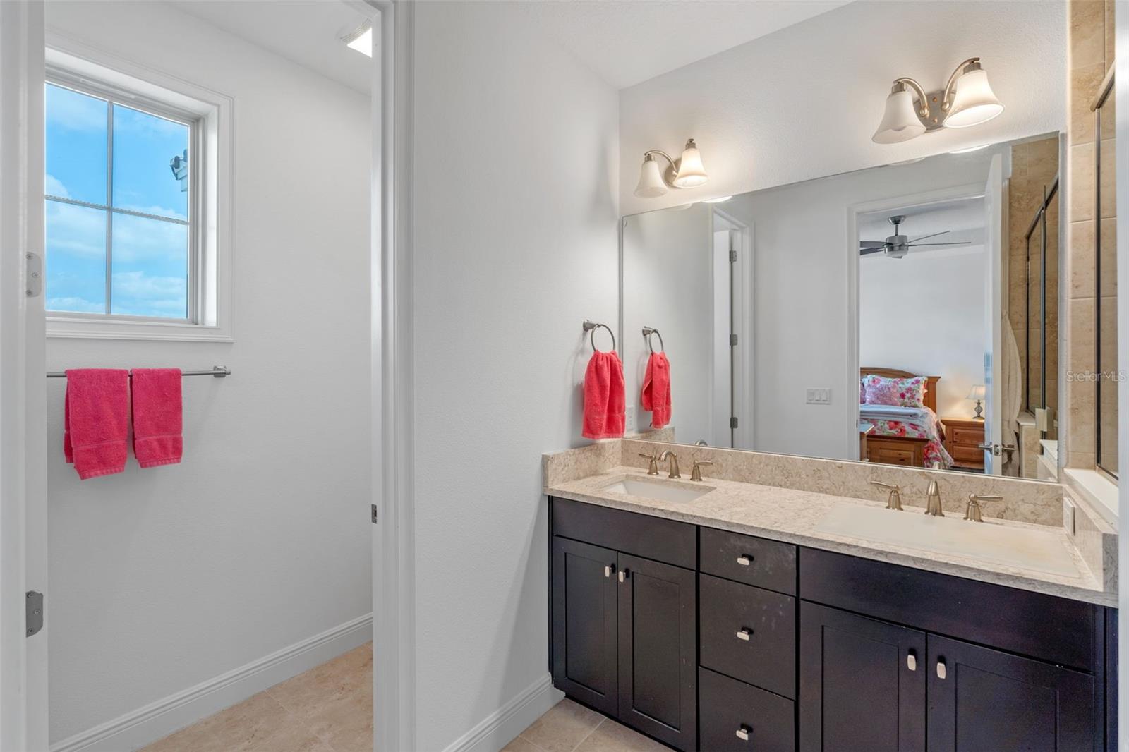 Image 23 of 36 For 13993 Tarvin Street