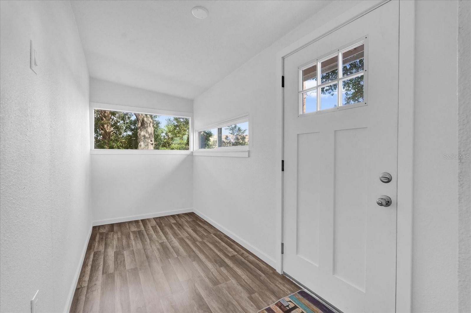 Image 6 of 25 For 5750 Delta Street