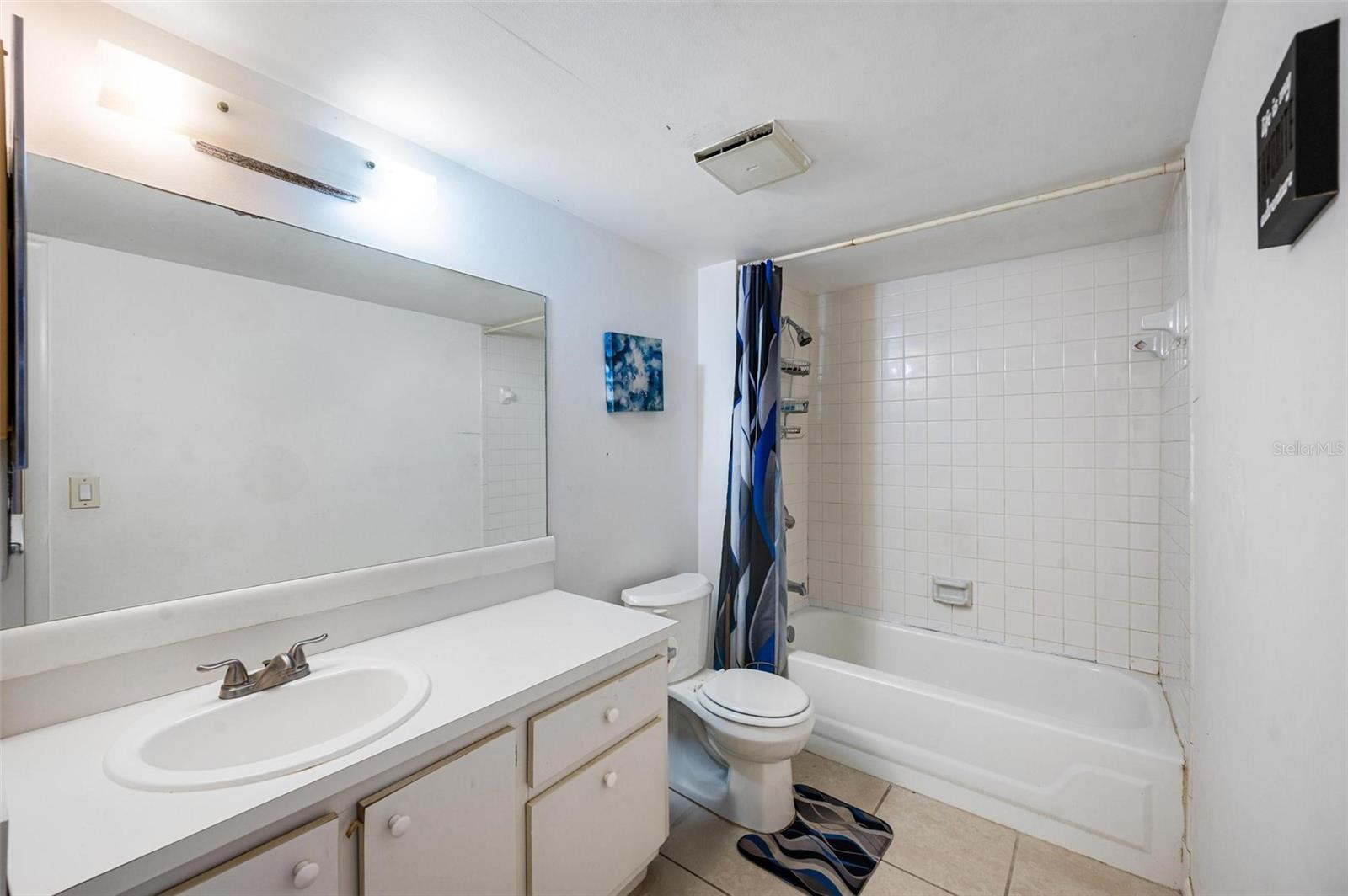 Image 19 of 23 For 4102 Waterview Circle