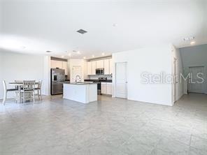 Image 12 of 37 For 942 Jackson Avenue