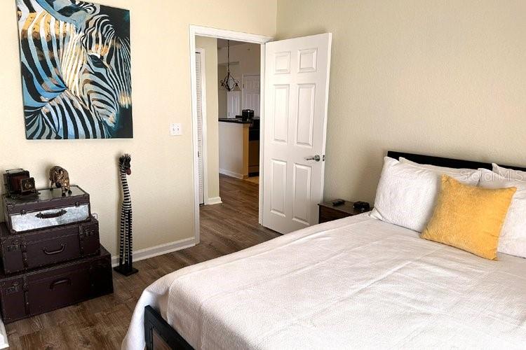 Image 21 of 60 For 8101 Resort Village Drive 31501