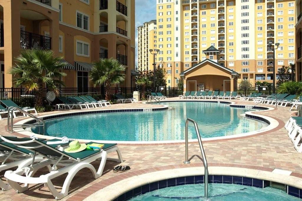 Image 41 of 60 For 8125 Resort Village Drive 51201