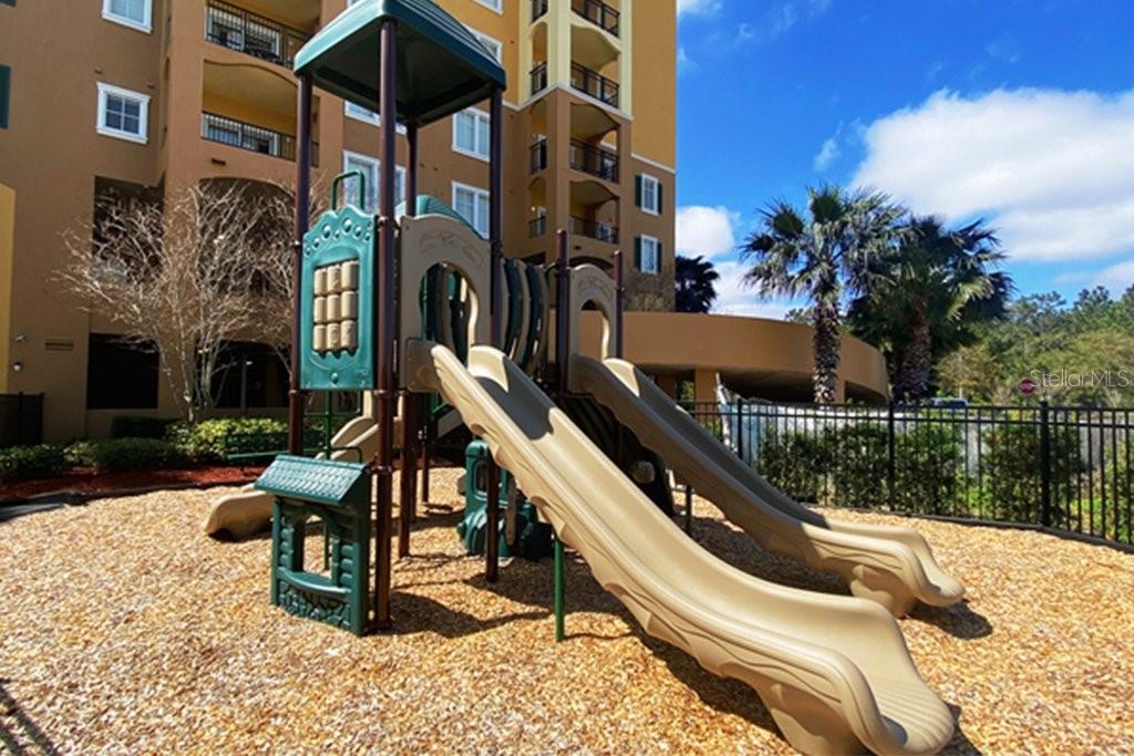 Image 45 of 60 For 8125 Resort Village Drive 51201