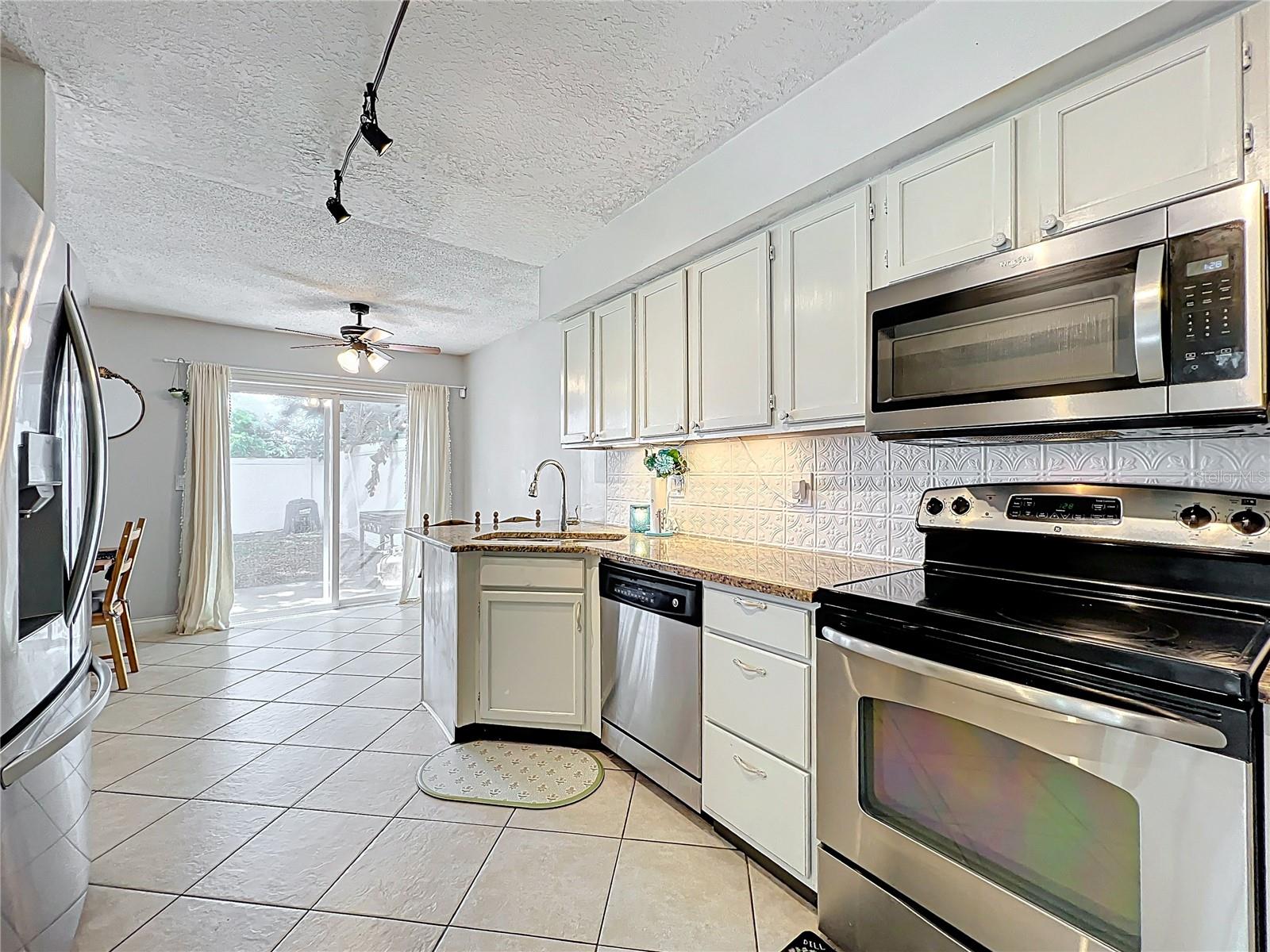 Image 6 of 45 For 2706 Donaldson Drive