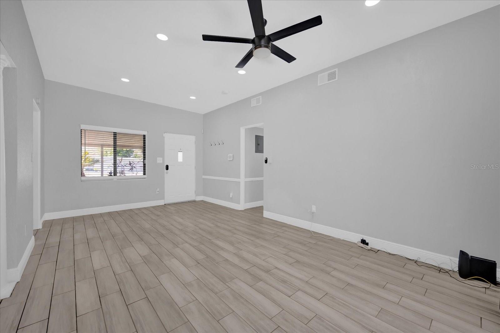 Image 10 of 34 For 145 Verbena Drive