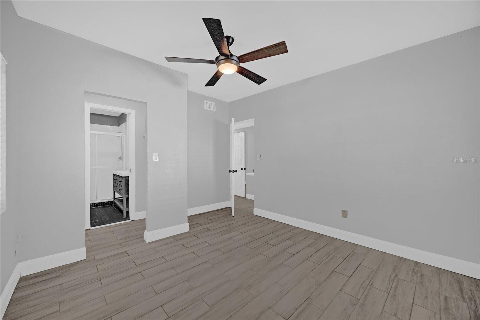Image 17 of 34 For 145 Verbena Drive