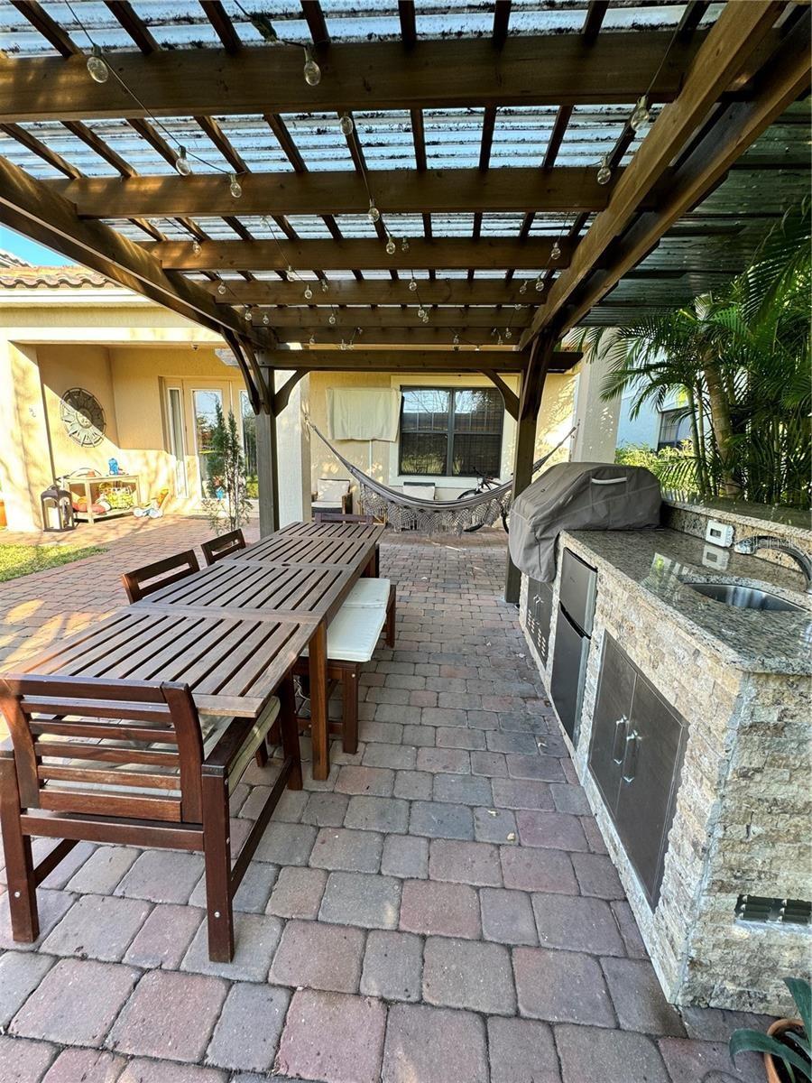 Image 15 of 35 For 8244 Prestbury Drive