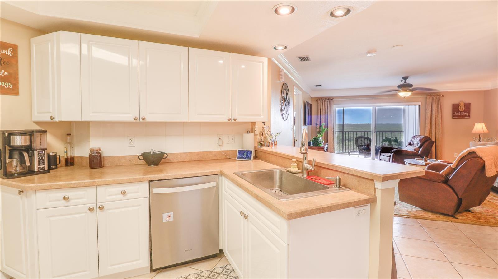 Image 20 of 56 For 5300 S Atlantic Ave  6-502