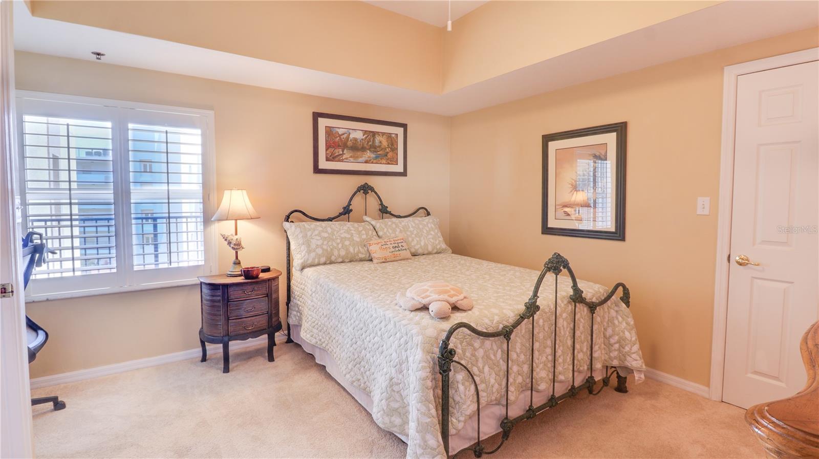 Image 5 of 56 For 5300 S Atlantic Ave  6-502