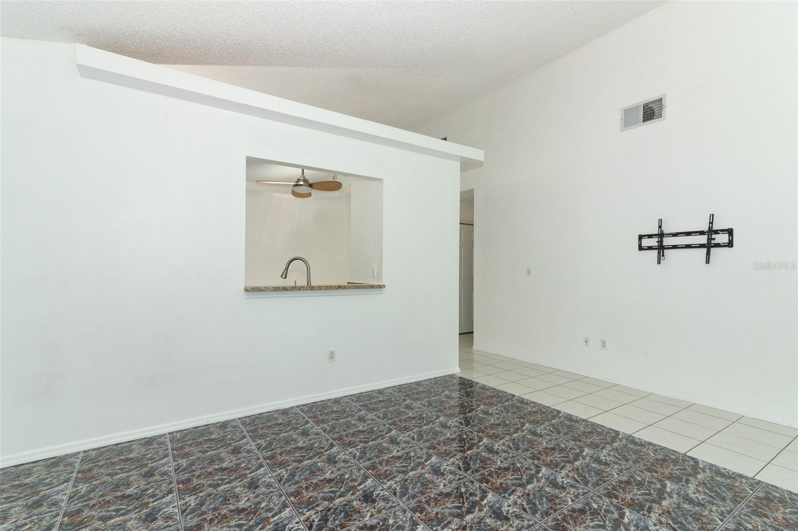 Image 14 of 63 For 743 Deacon Winn Court