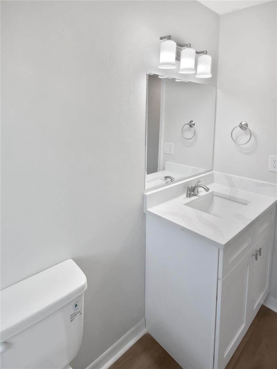 Listing photo id 34 for 38832 Henry Drive