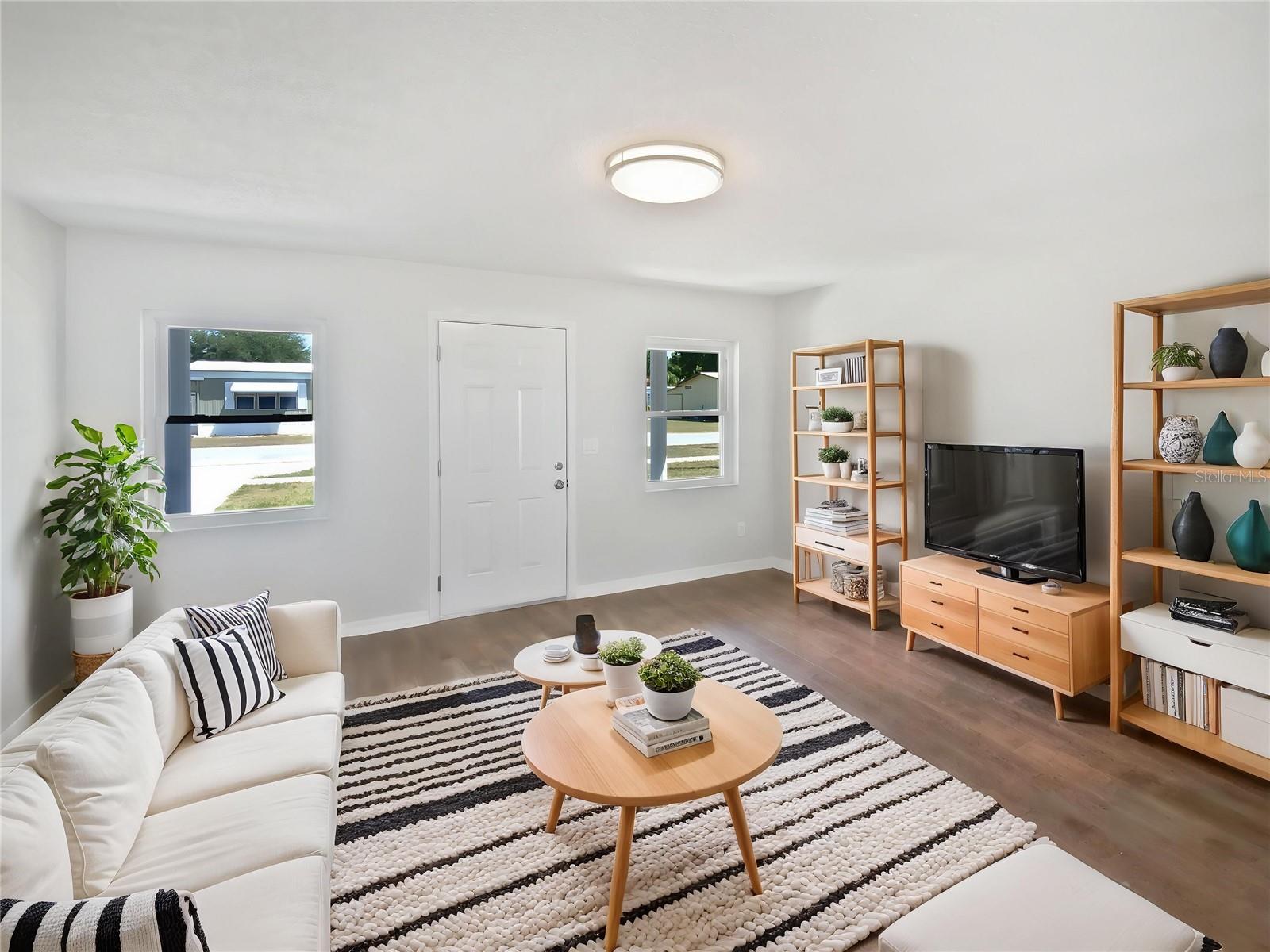 Listing photo id 6 for 38832 Henry Drive
