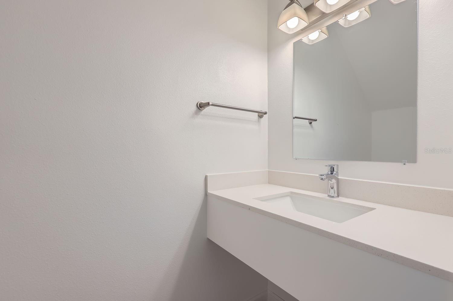 Image 11 of 31 For 1213 Southstation Place 404