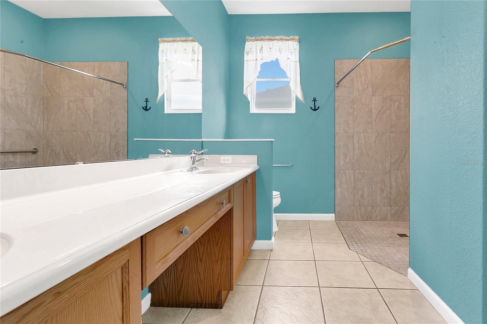 Image 13 of 31 For 2975 White Cedar Circle