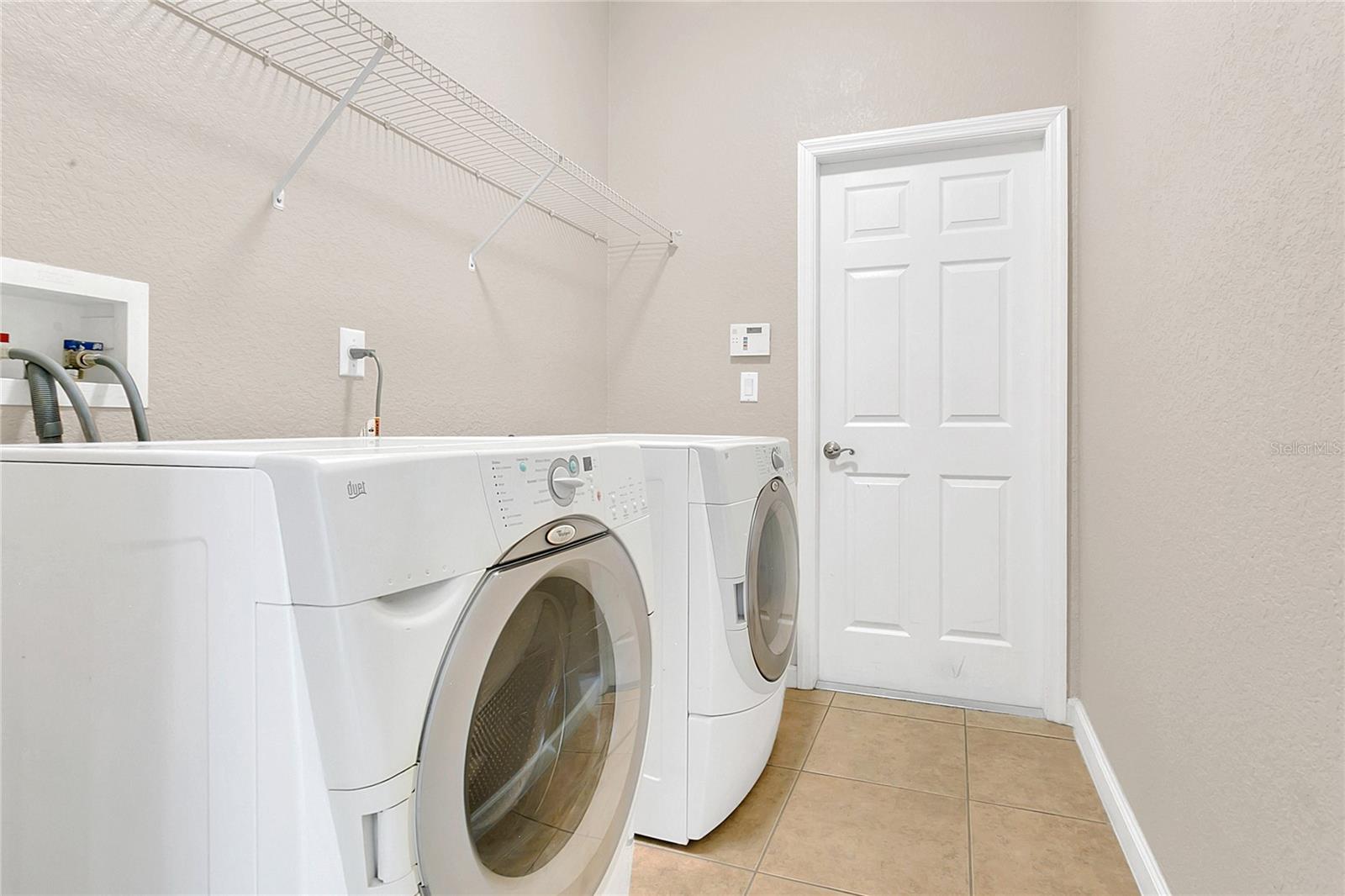 Image 17 of 31 For 2975 White Cedar Circle