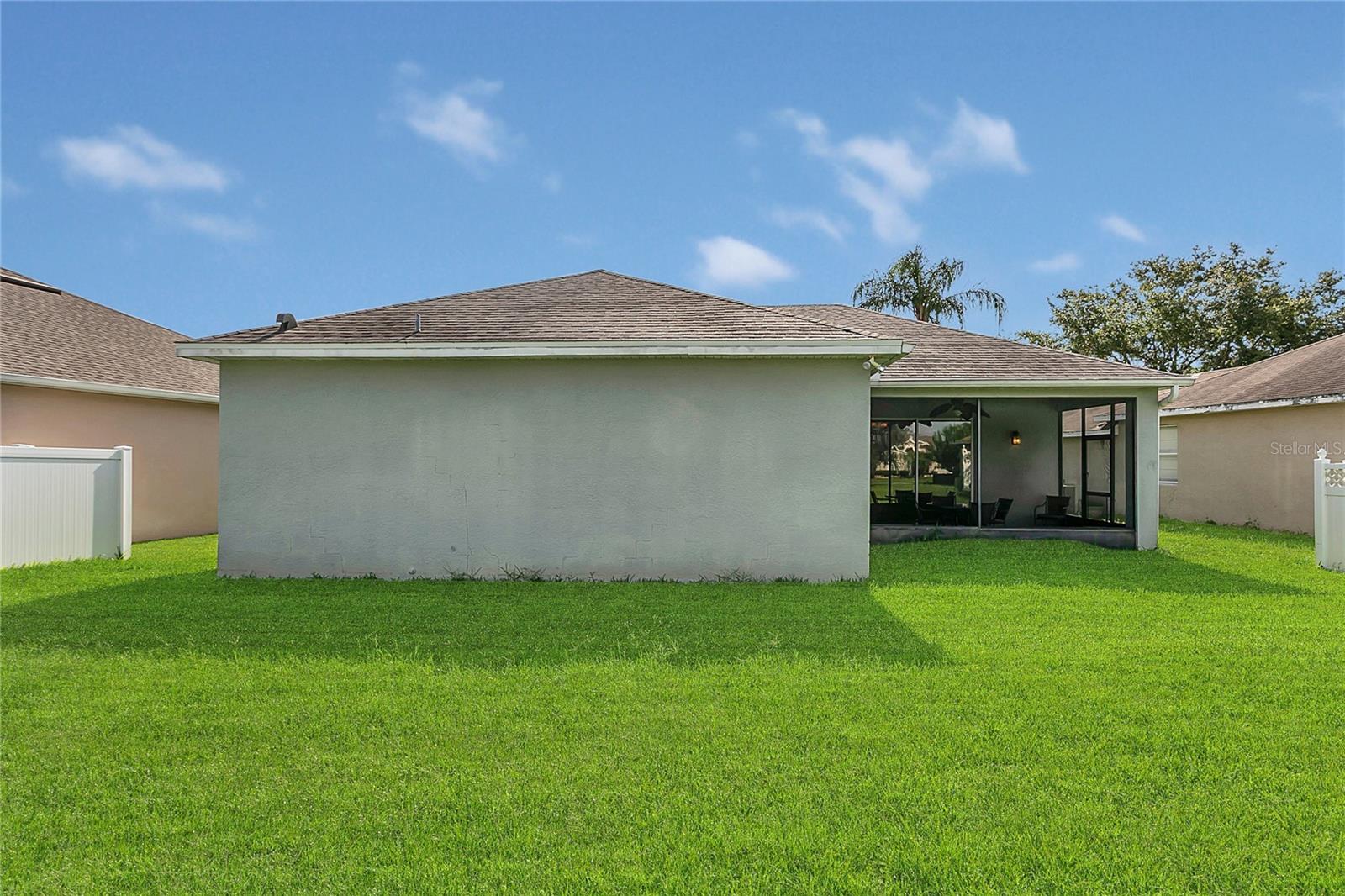 Image 22 of 31 For 2975 White Cedar Circle