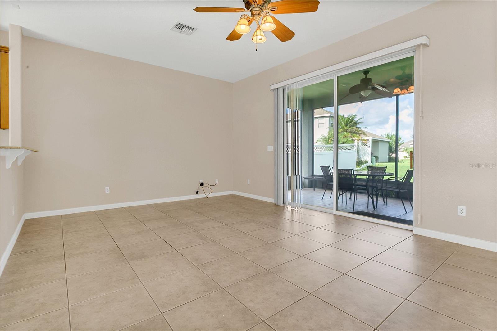Image 8 of 31 For 2975 White Cedar Circle