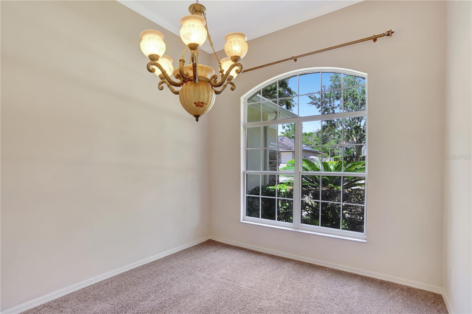 Image 10 of 63 For 626 Green Rock Court