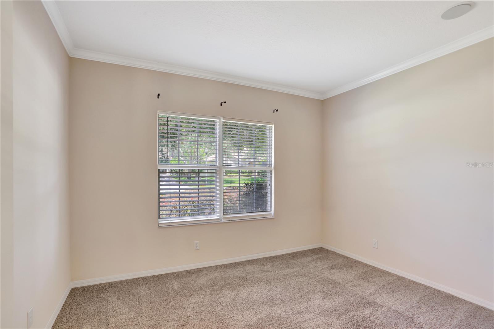 Image 13 of 63 For 626 Green Rock Court