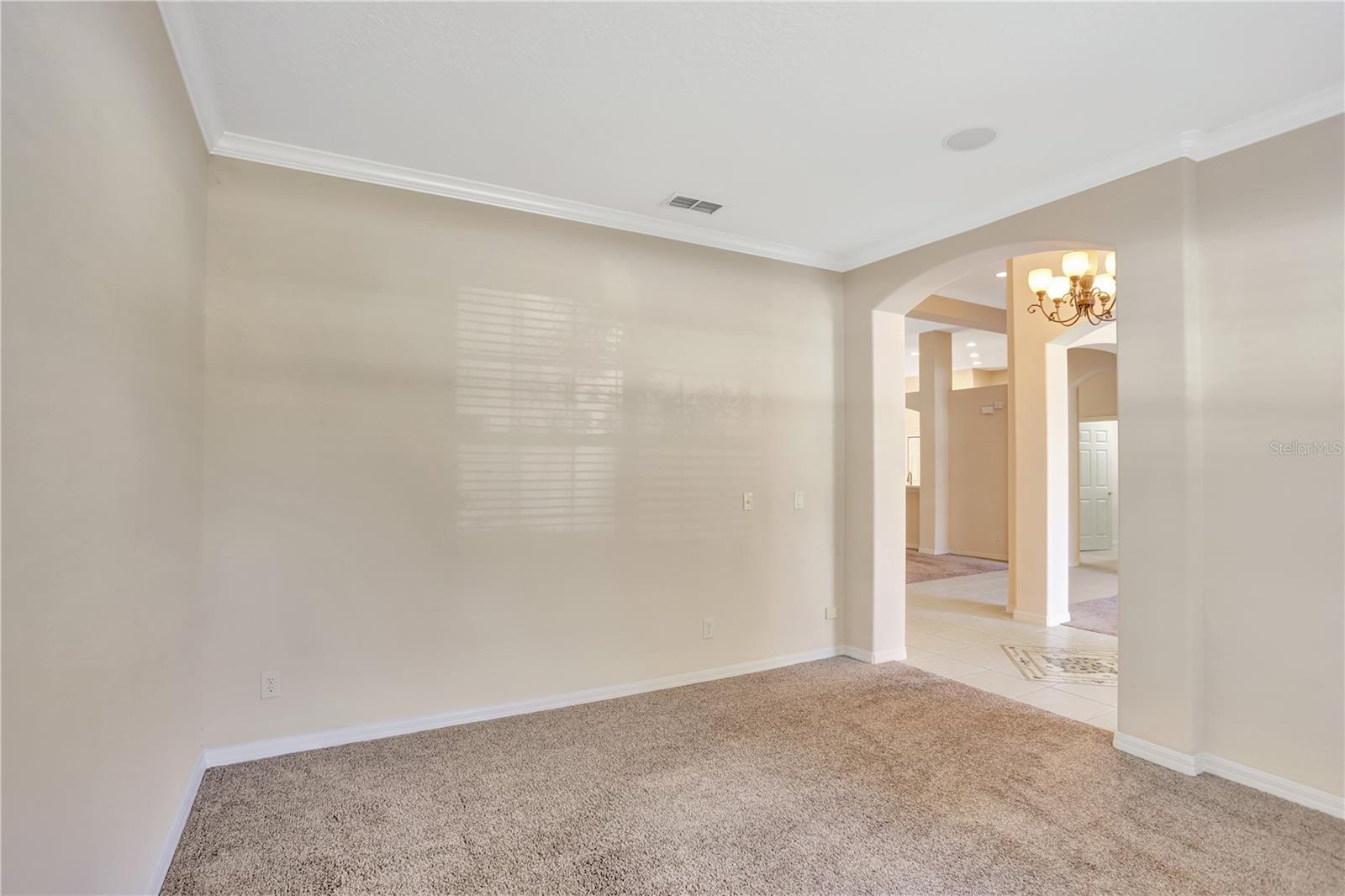 Image 14 of 63 For 626 Green Rock Court