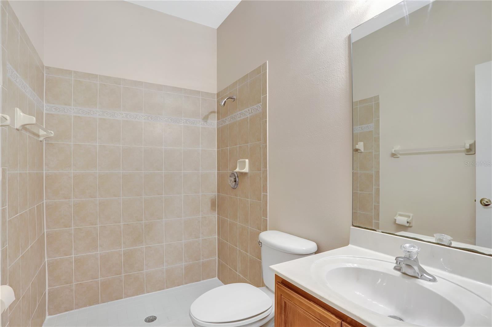 Image 16 of 63 For 626 Green Rock Court