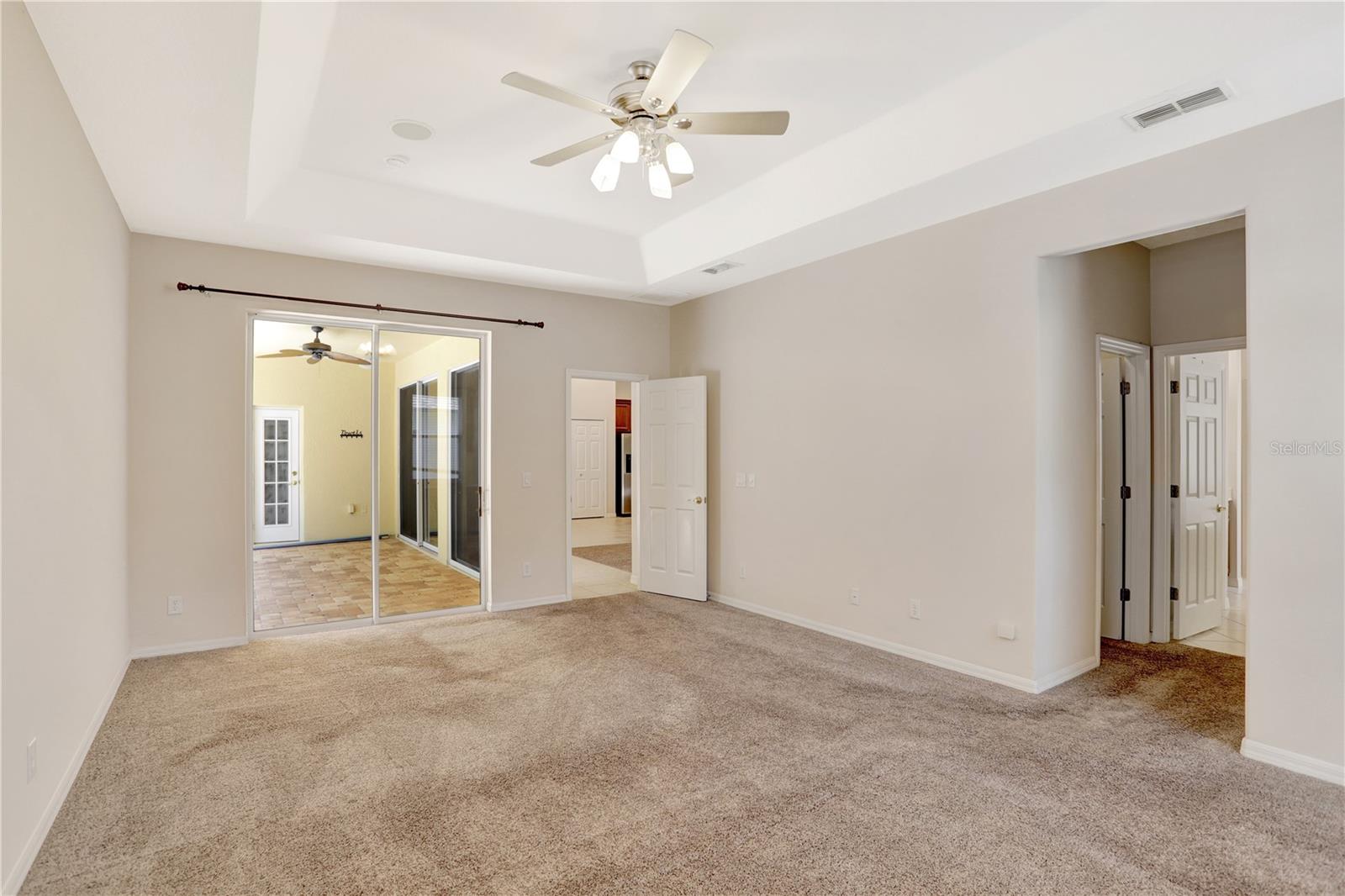 Image 21 of 63 For 626 Green Rock Court