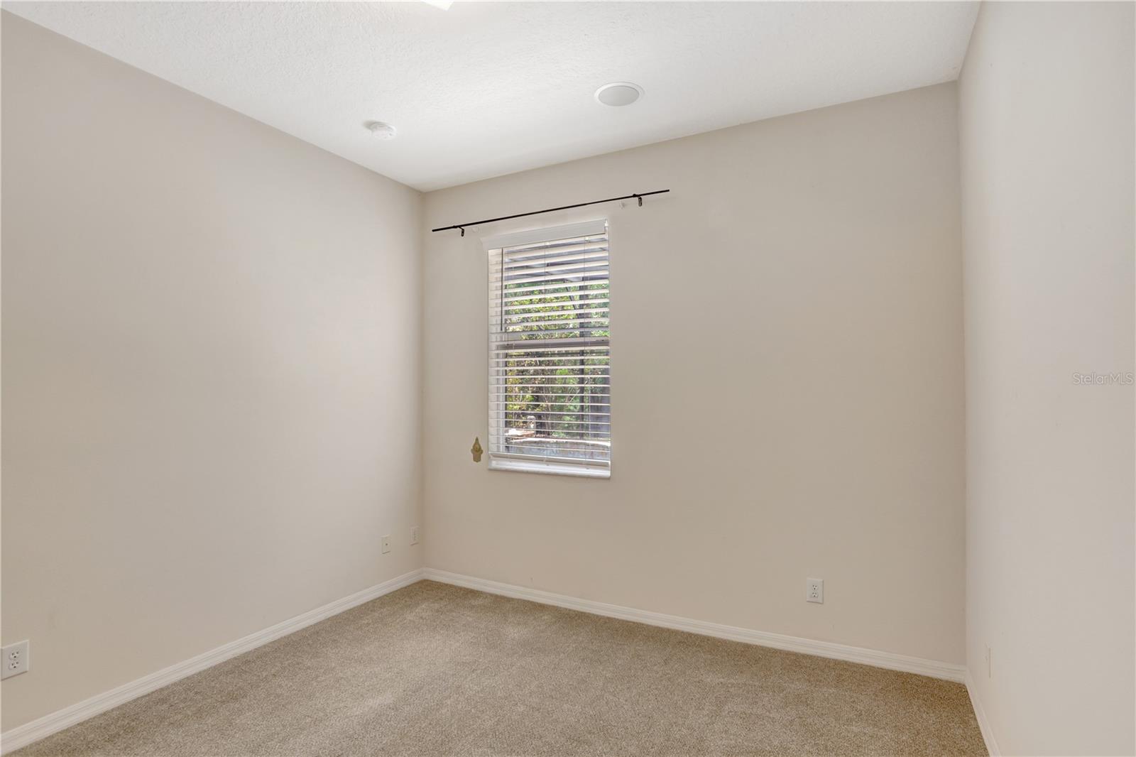 Image 45 of 63 For 626 Green Rock Court