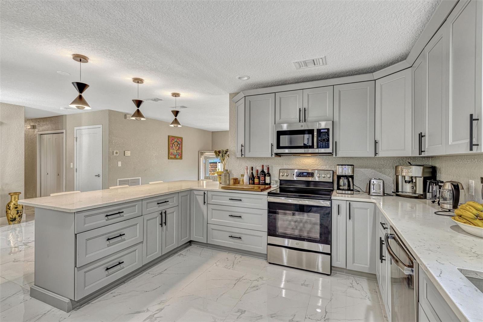 Image 10 of 50 For 502 Oak Lane