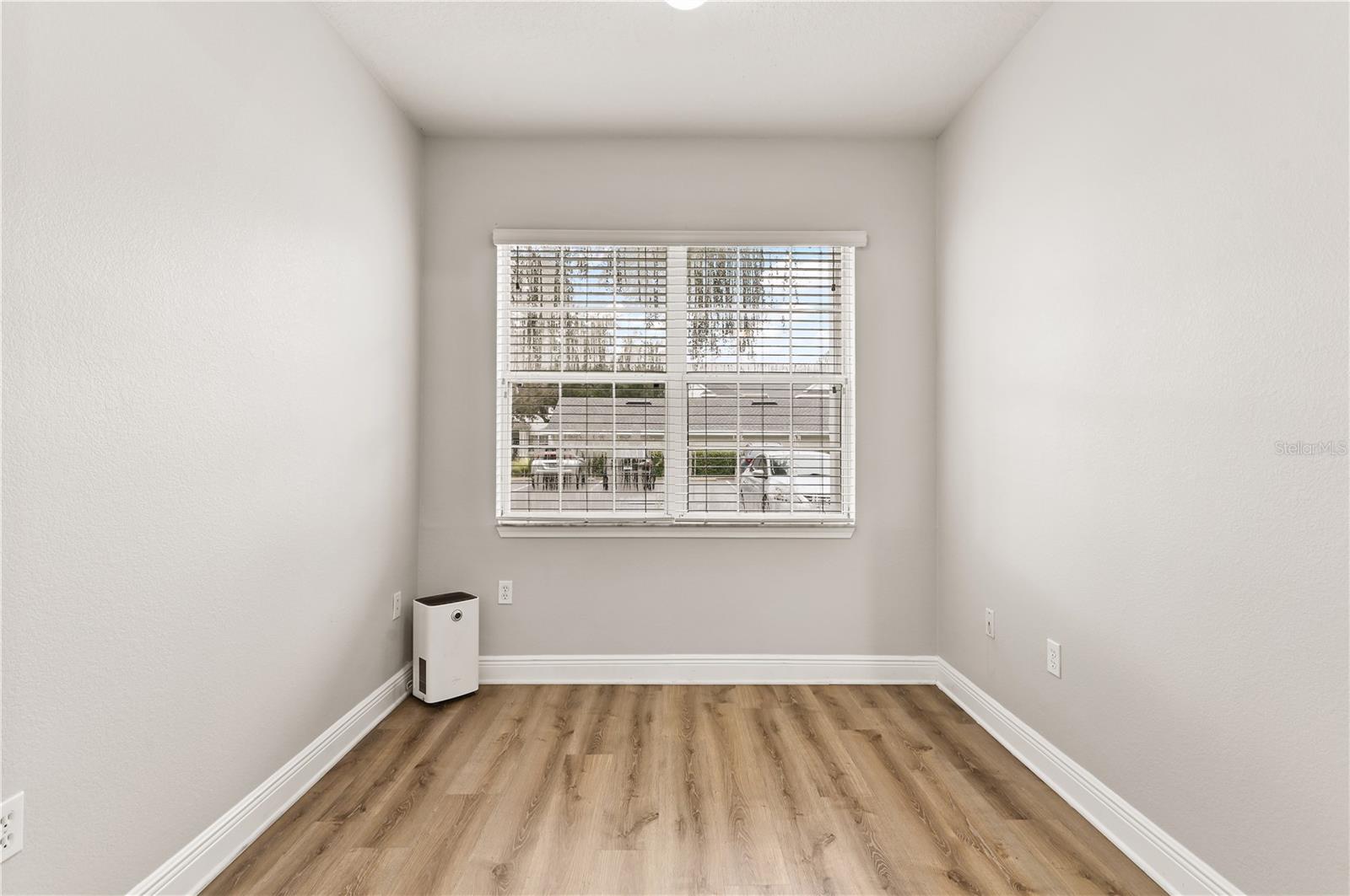 Image 4 of 21 For 130 Southern Pecan Circle 102