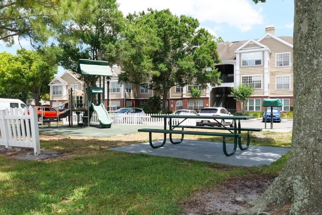 Image 19 of 19 For 13028 Plantation Park Circle 1217