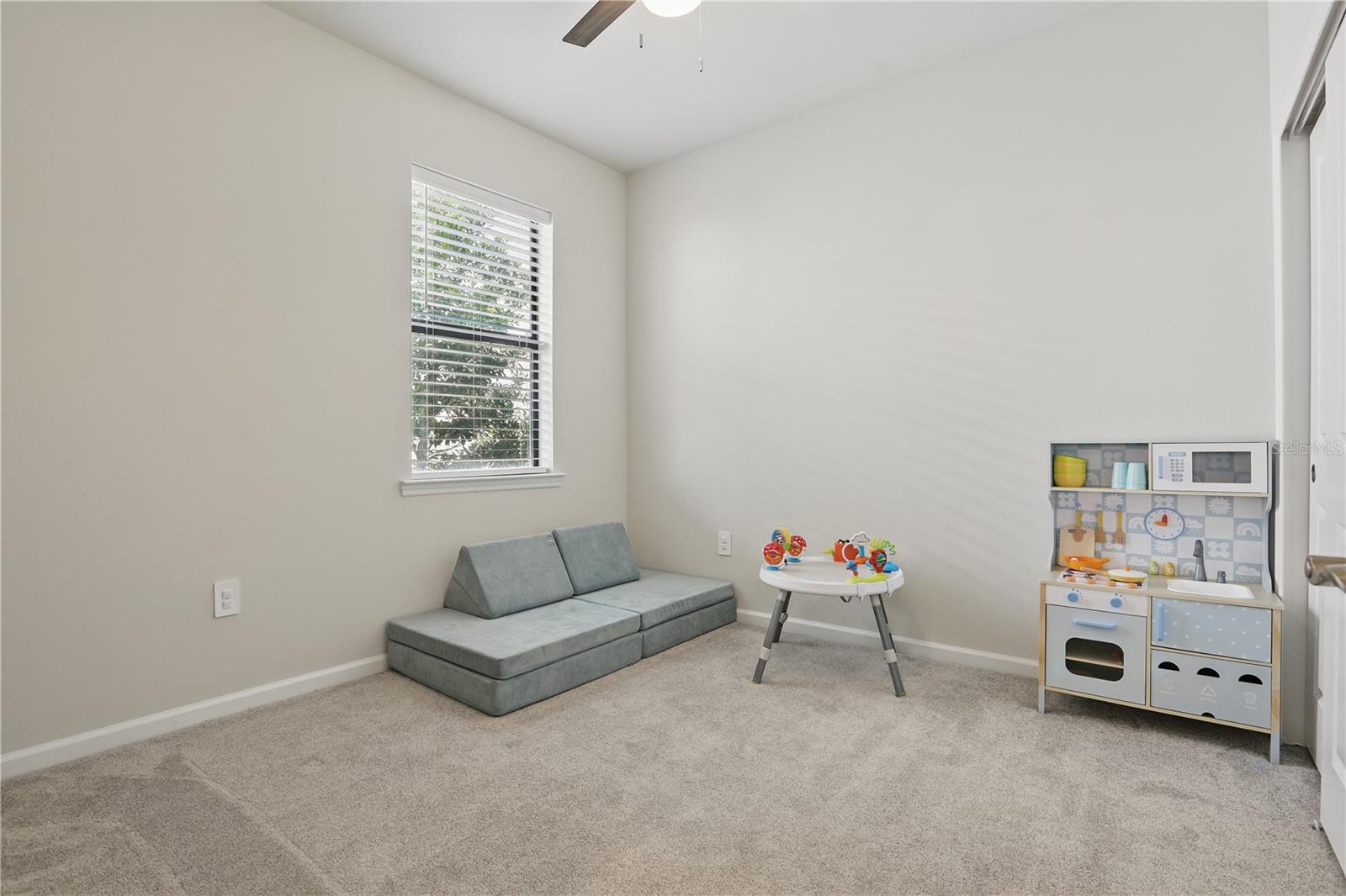 Image 14 of 65 For 16231 Pine Mist Drive