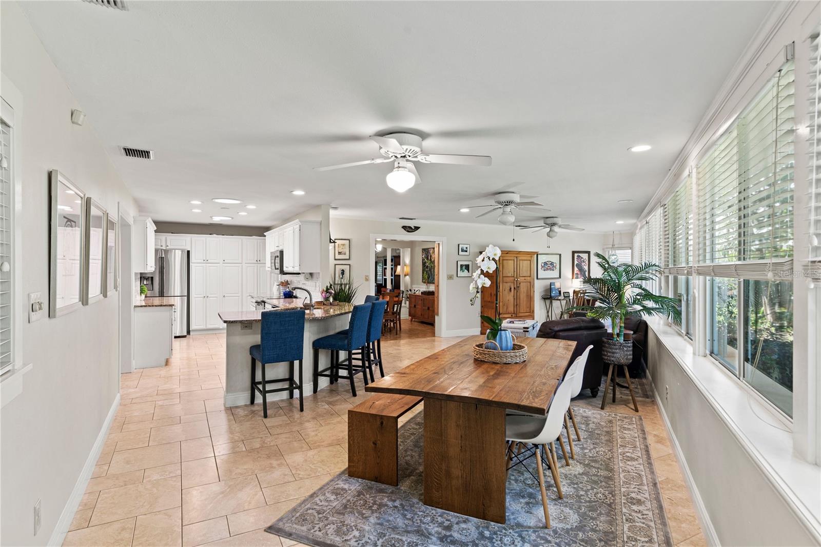 Image 14 of 36 For 627 Darcey Drive