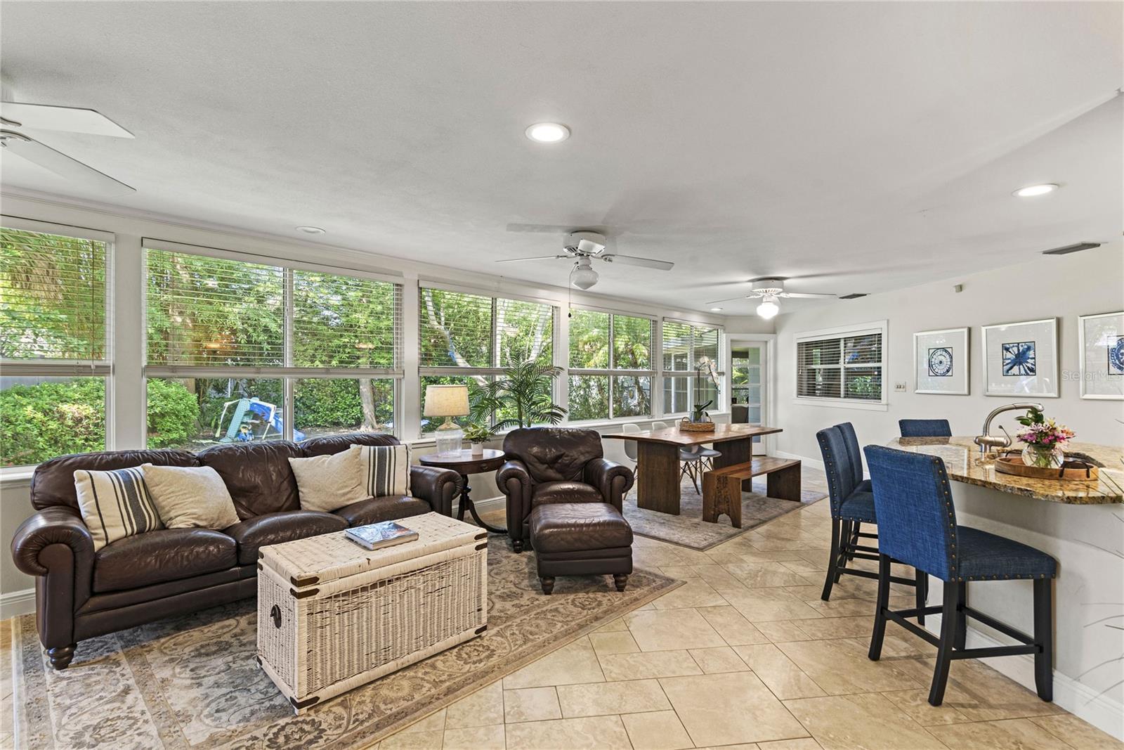Image 17 of 36 For 627 Darcey Drive