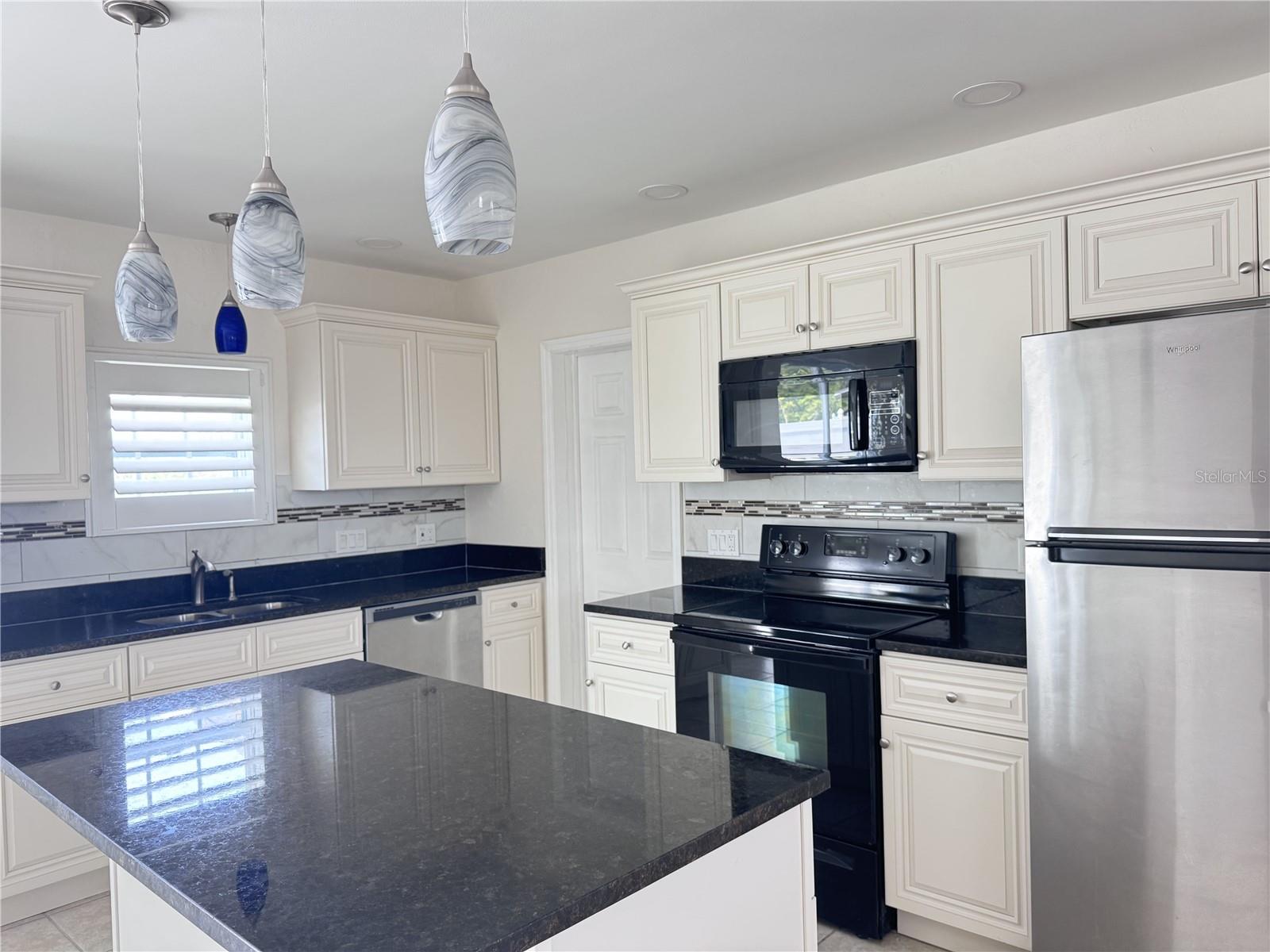 Image 2 of 14 For 4102 Gardner Drive