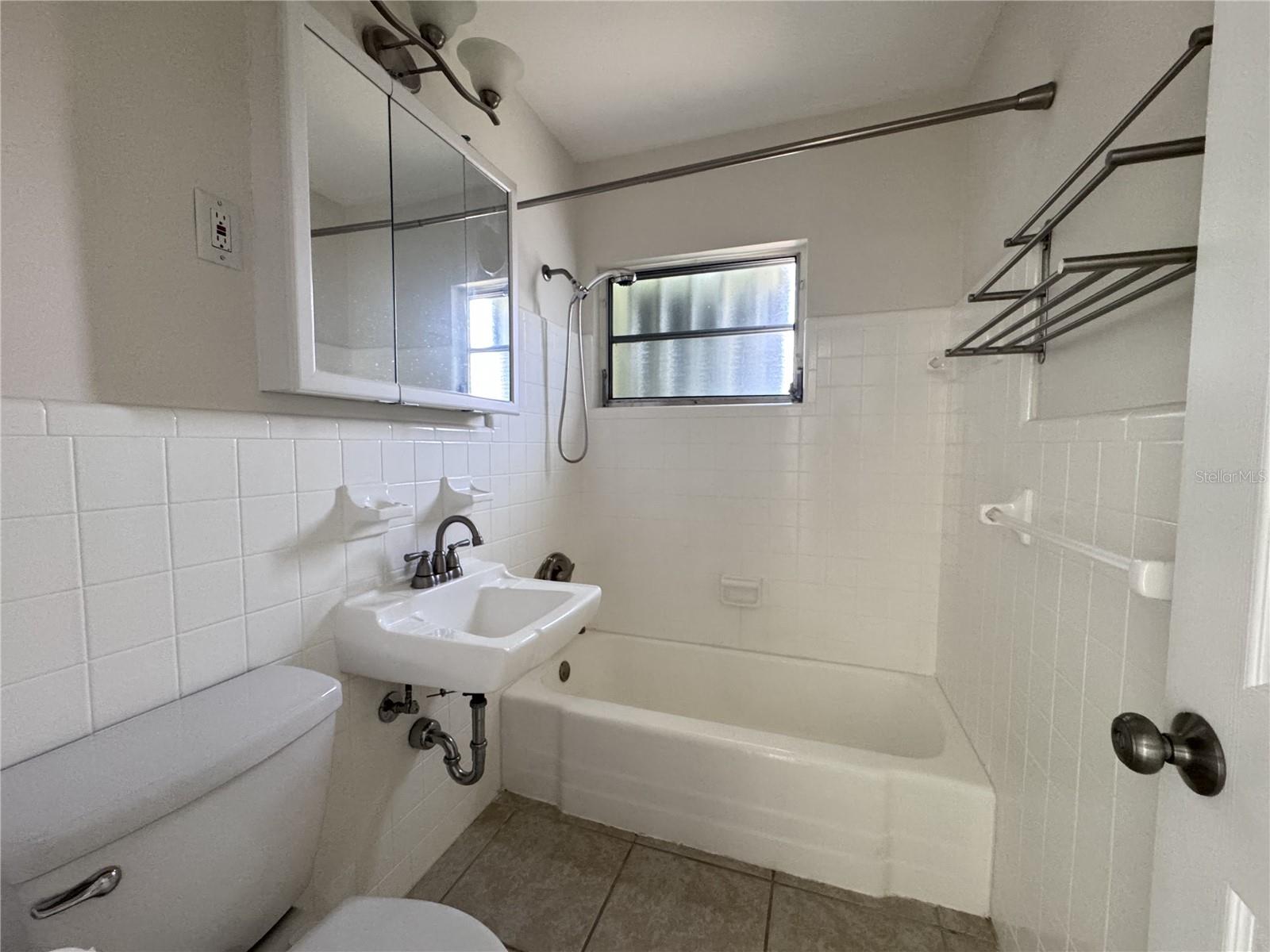 Image 7 of 14 For 4102 Gardner Drive