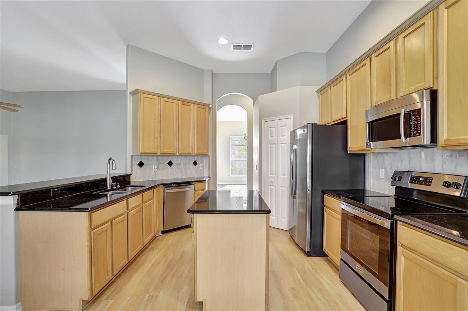 Image 11 of 50 For 2019 Wintermere Pointe Drive