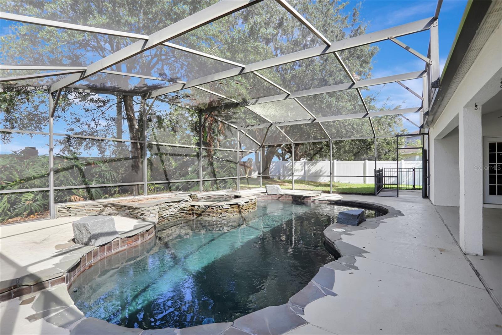 Image 6 of 50 For 2019 Wintermere Pointe Drive