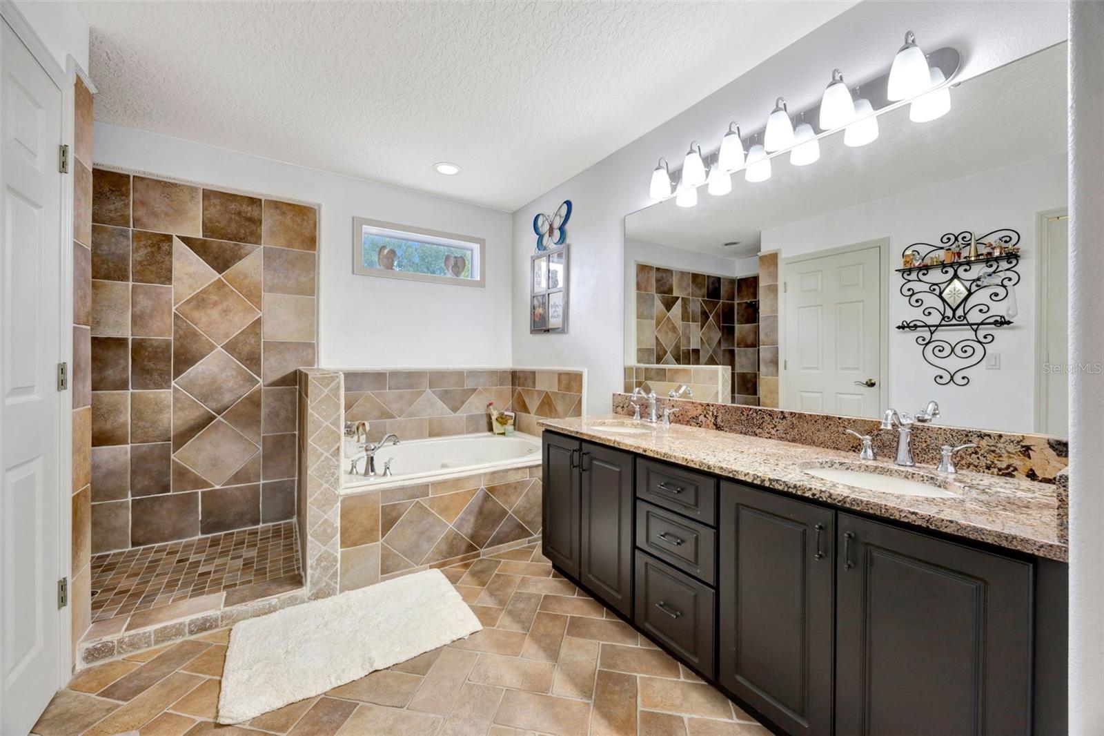 Image 31 of 65 For 14231 Sonco Avenue