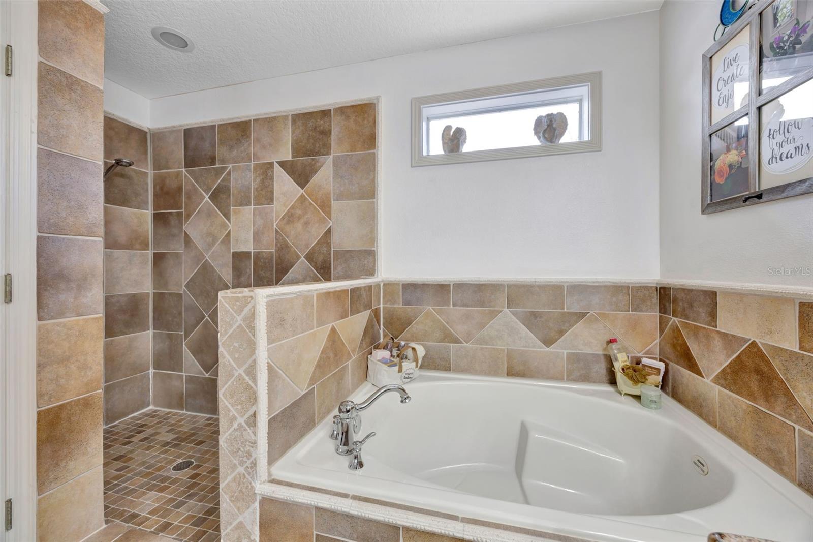 Image 32 of 65 For 14231 Sonco Avenue