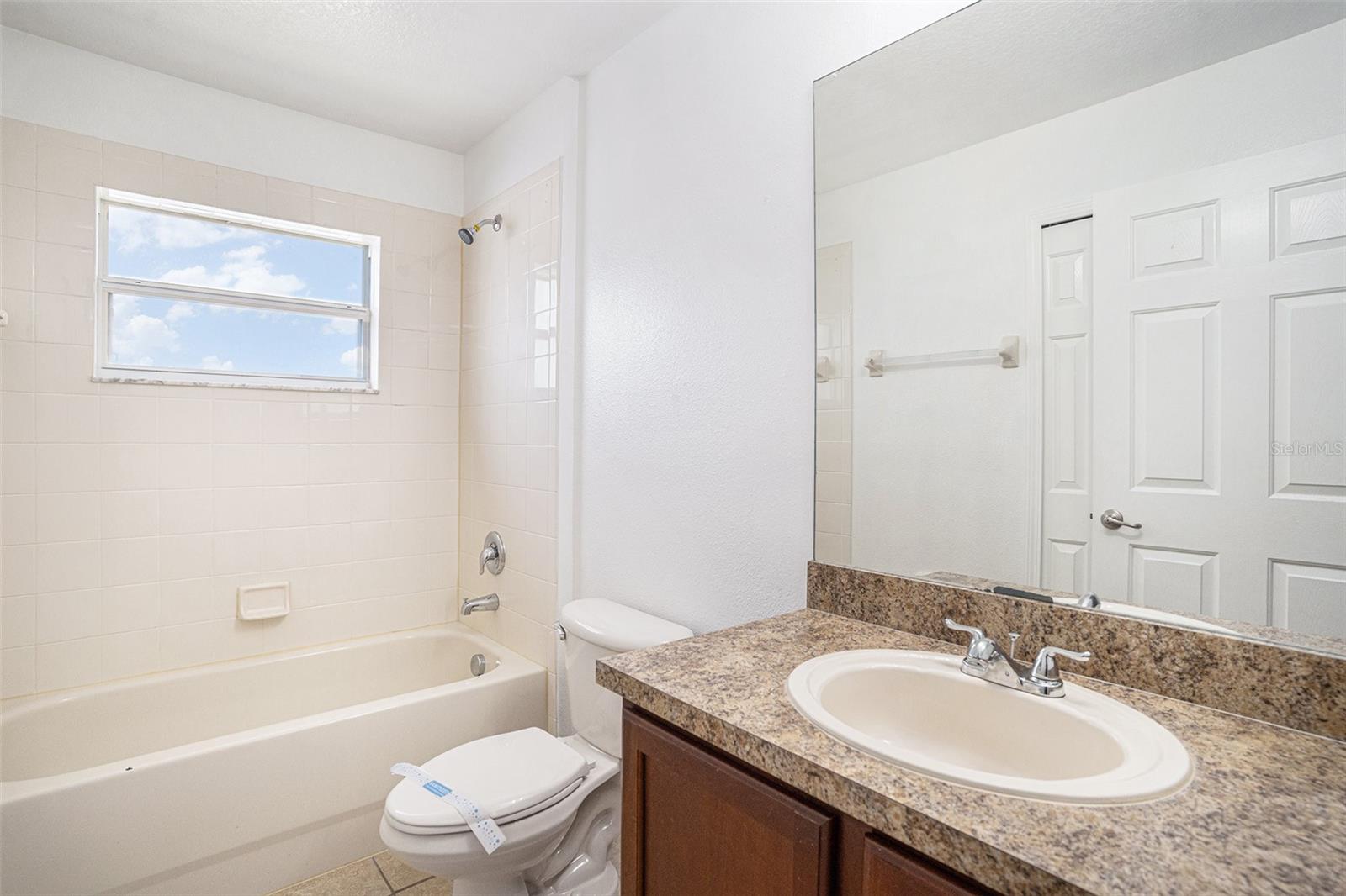 Image 13 of 15 For 3319 Thistledown Lane