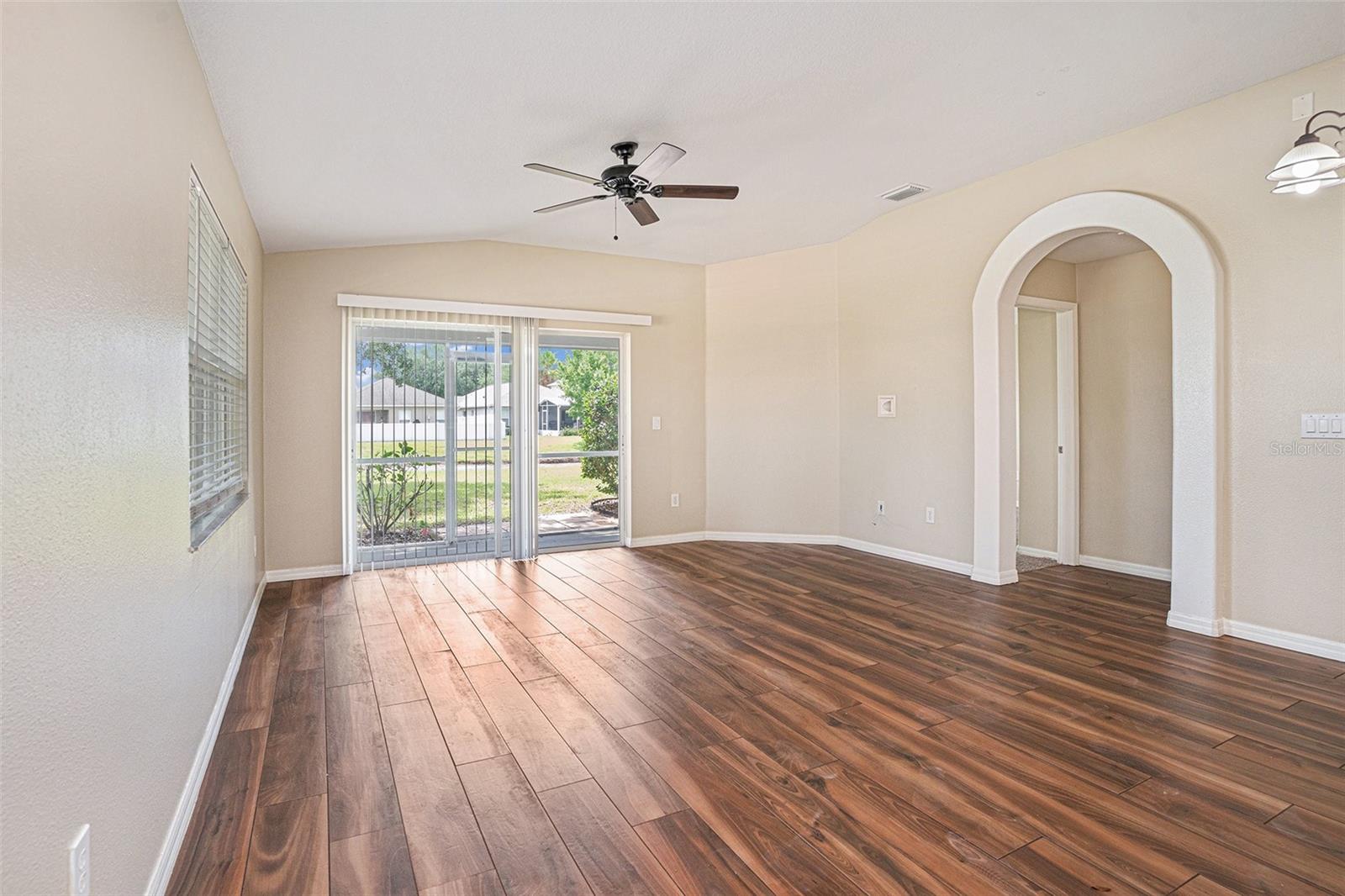 Image 3 of 15 For 3319 Thistledown Lane