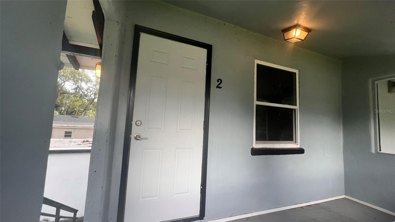 Image 12 of 12 For 633 Florence Street