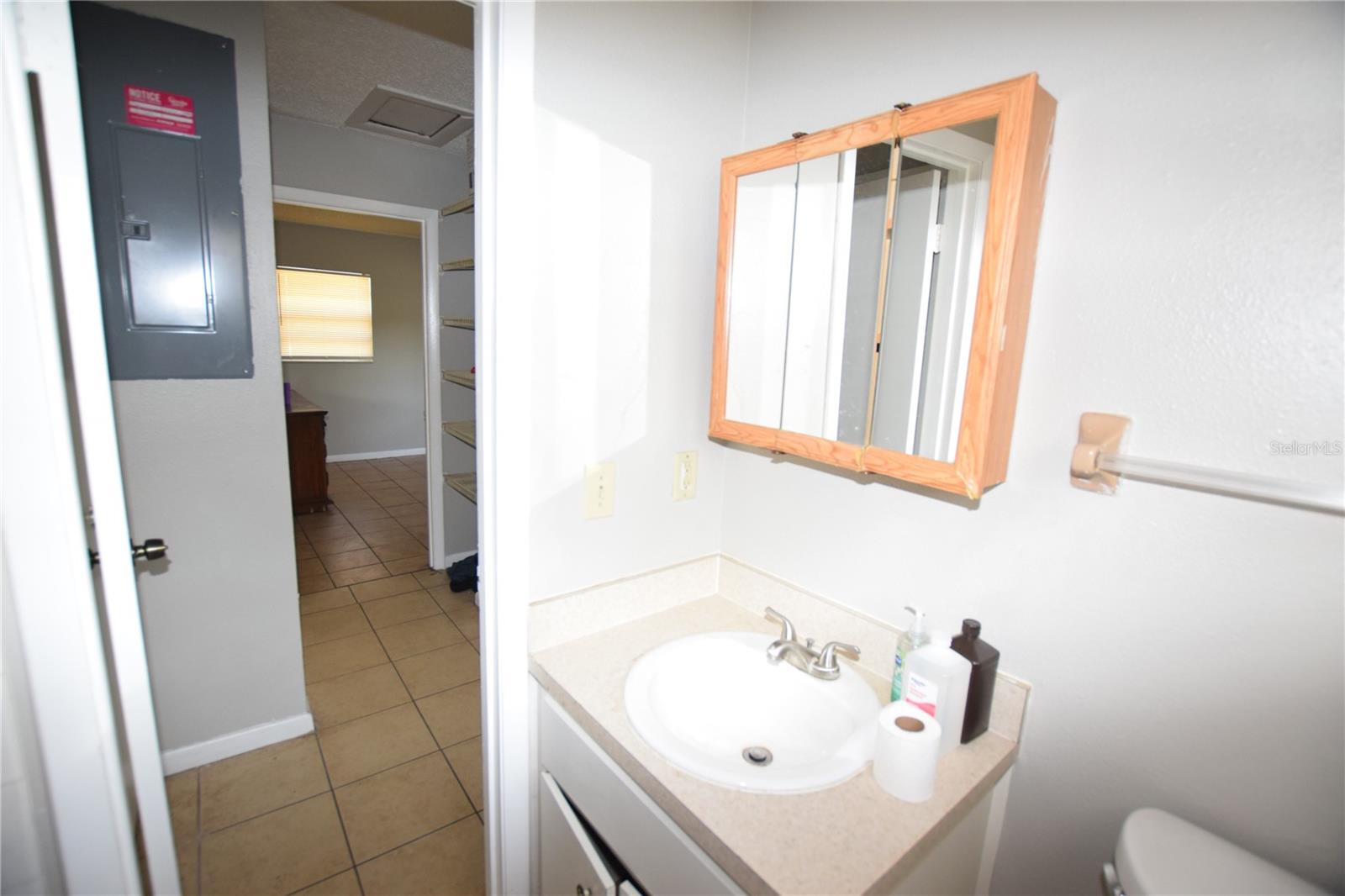 Image 15 of 16 For 1803 Center Street 1