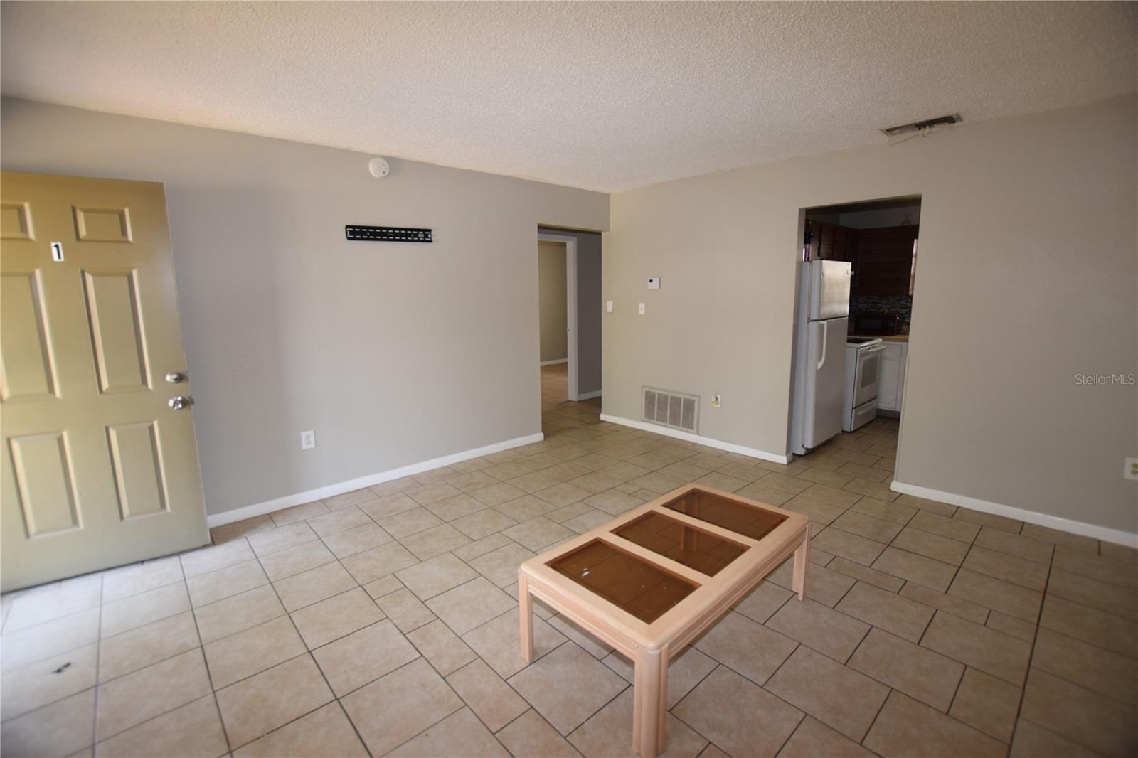 Image 5 of 16 For 1803 Center Street 1