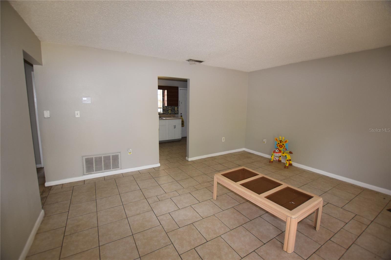 Image 8 of 16 For 1803 Center Street 1