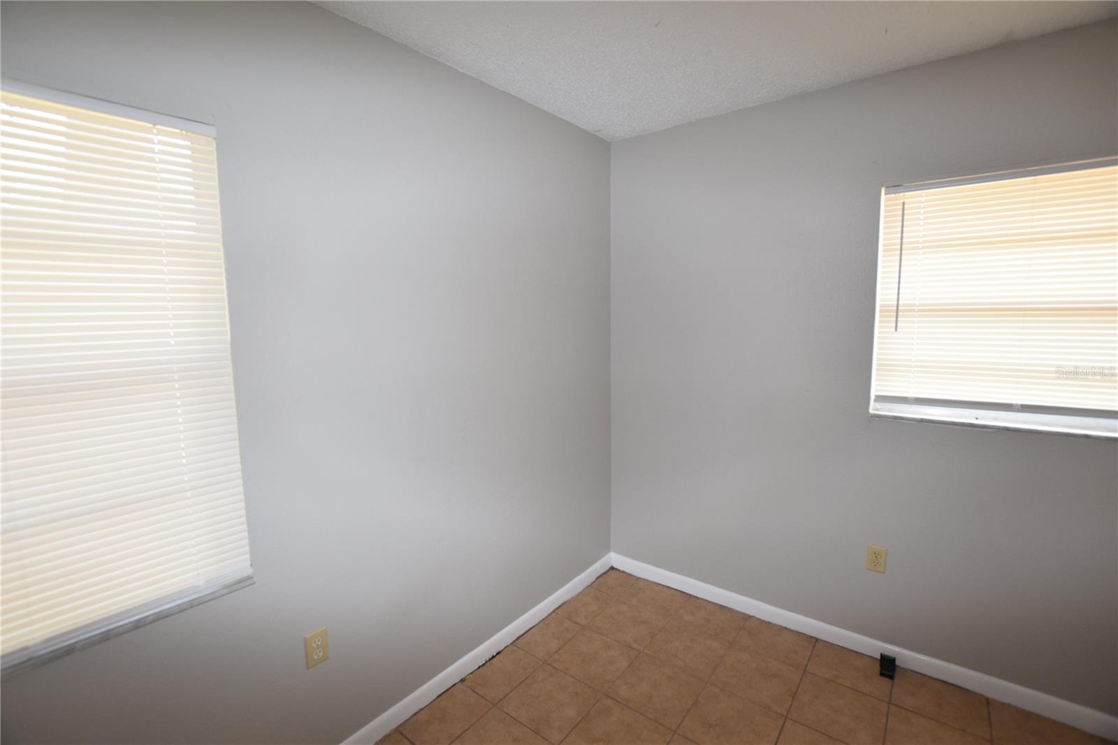 Image 9 of 16 For 1803 Center Street 1