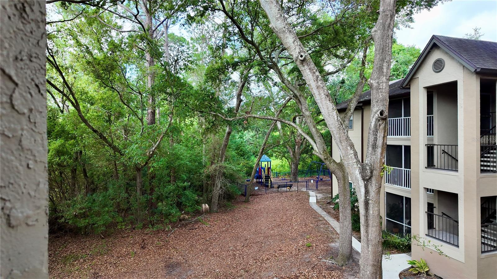 Image 29 of 31 For 958 Salt Pond Place 303