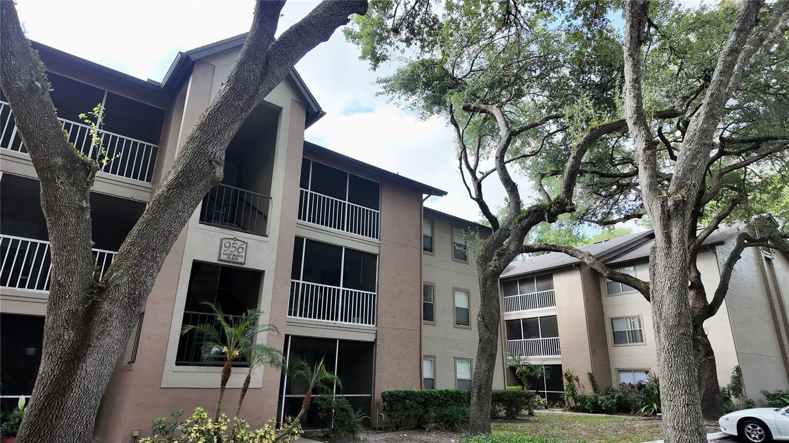Image 30 of 31 For 958 Salt Pond Place 303