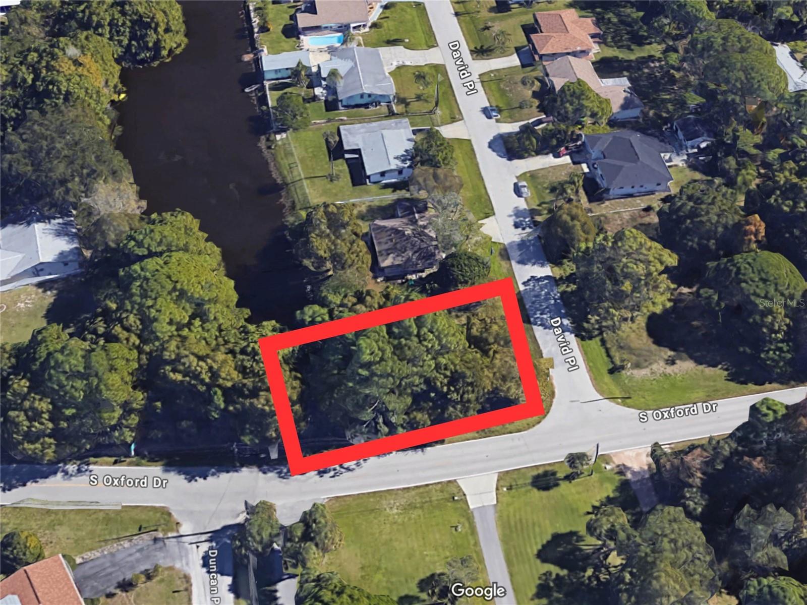 Image 2 of 5 For 901 Oxford Drive